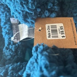 NWT Earthbound sweatshirt/zip up